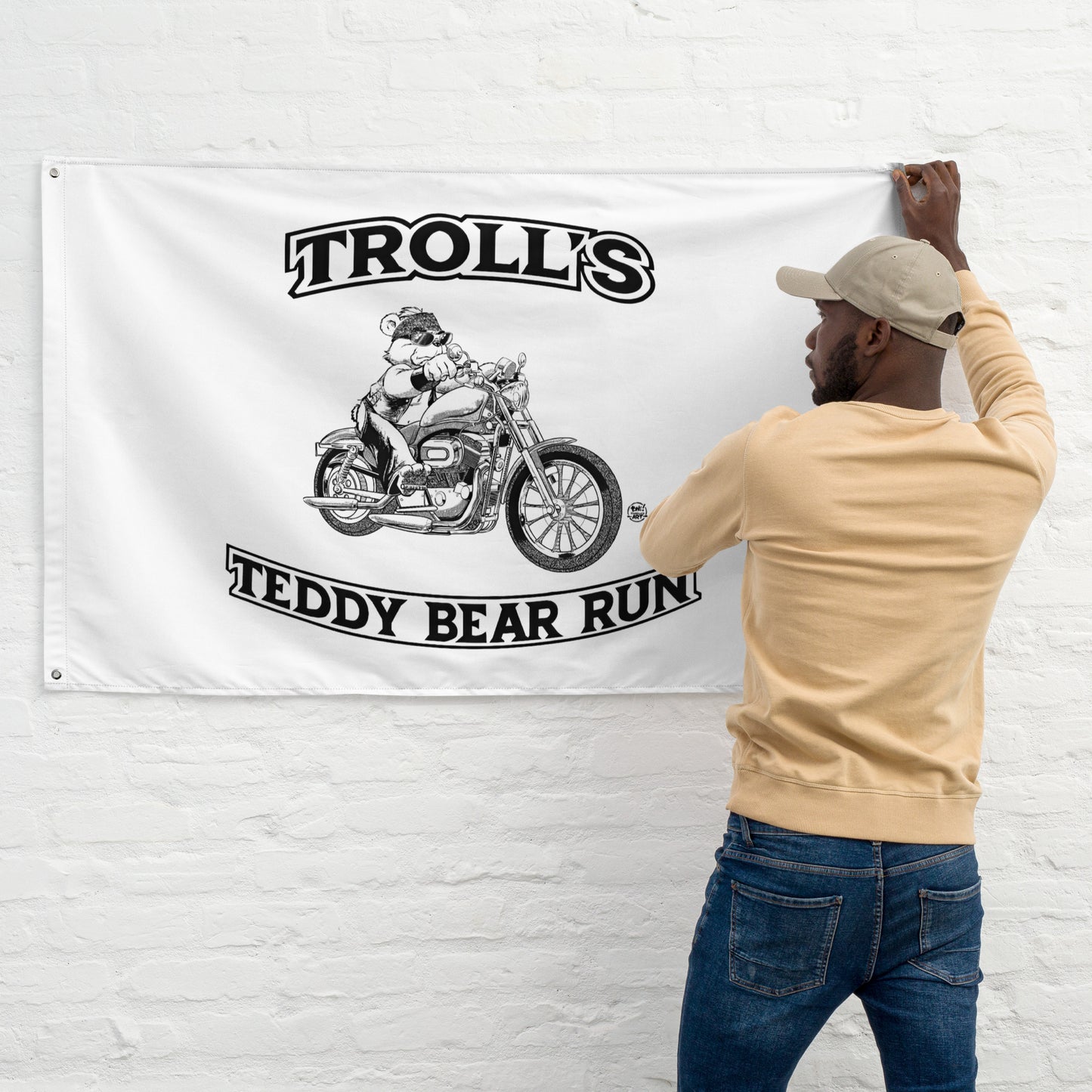 Troll's Teddy Bear Run Flag